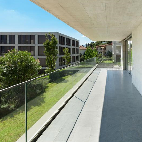 Floor-Mount-Frameless-Glass-Balustrade Randburg